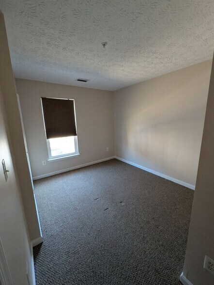 Building Photo - 8024 Brookmead Ct