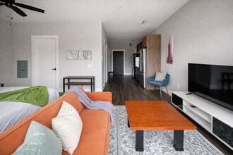 Building Photo - 4618 Douglas St