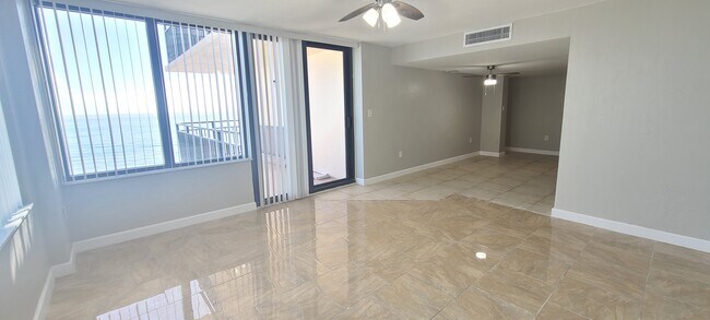 Building Photo - 3051 S Atlantic Ave