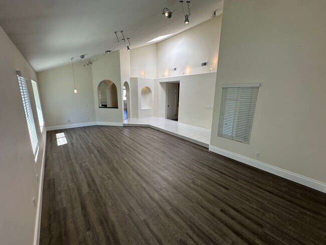Building Photo - Move In Special, $200 off first months rent for a move in date of June 15th, 2026