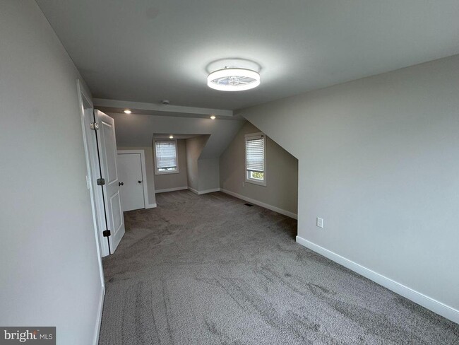 Building Photo - 9135 CUCKOLD Rd