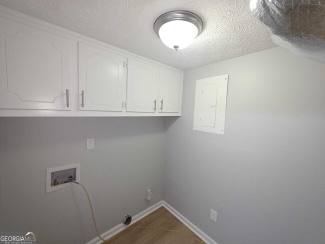 Building Photo - 123 Toby Springs Ln