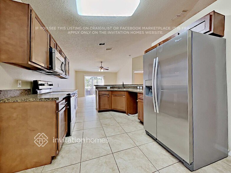 Building Photo - 613 Doe Cove Pl