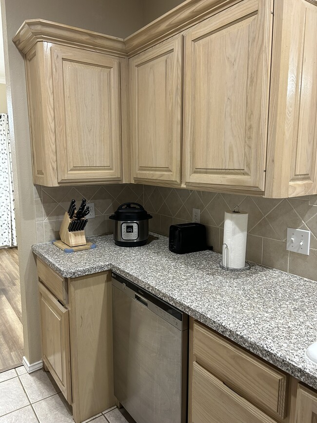 Building Photo - 3226 Whittle Way