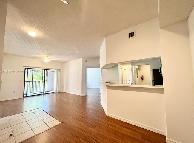 Building Photo - 2724 Anzio Ct