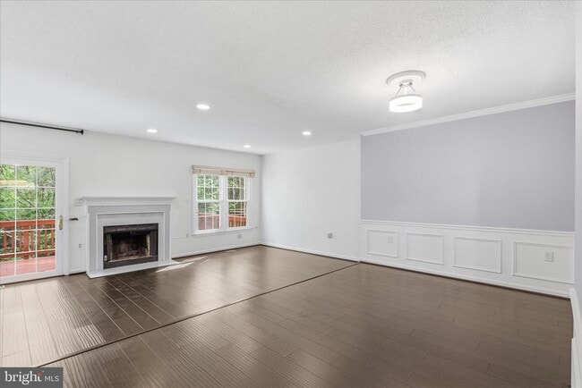 Building Photo - 7211 Squirrel Run Ct