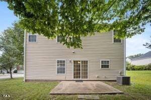 Building Photo - 702 Calavaras Ln