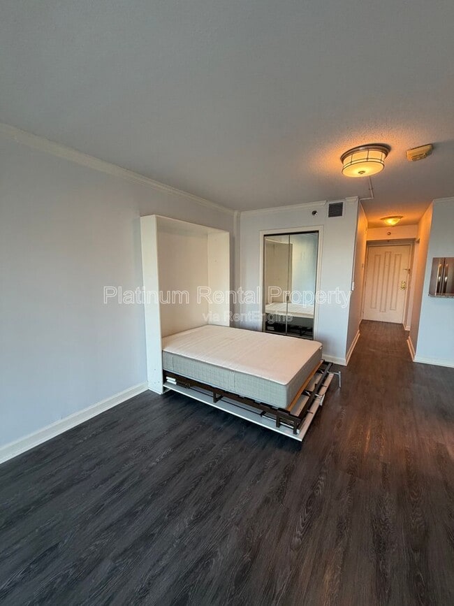 Building Photo - 2870 Pharr Ct S Northwest