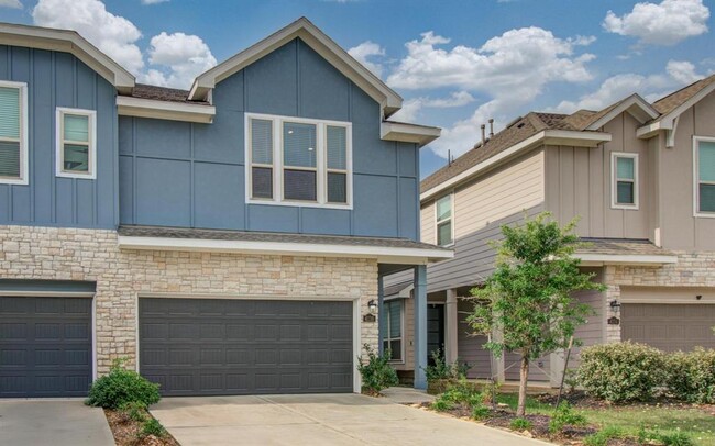 Building Photo - 4138 Balboa Dr