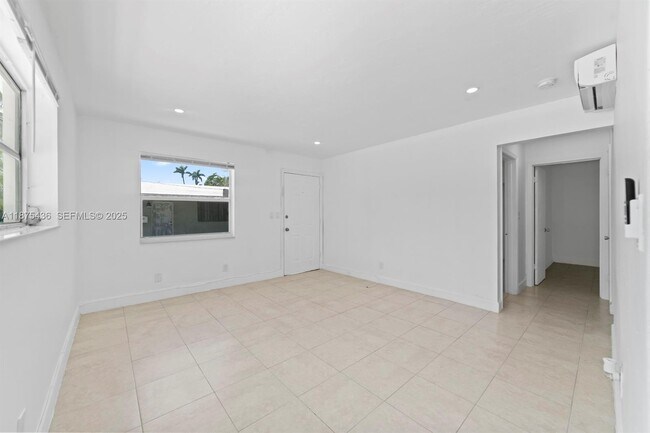 Building Photo - 2457 NE 183rd St