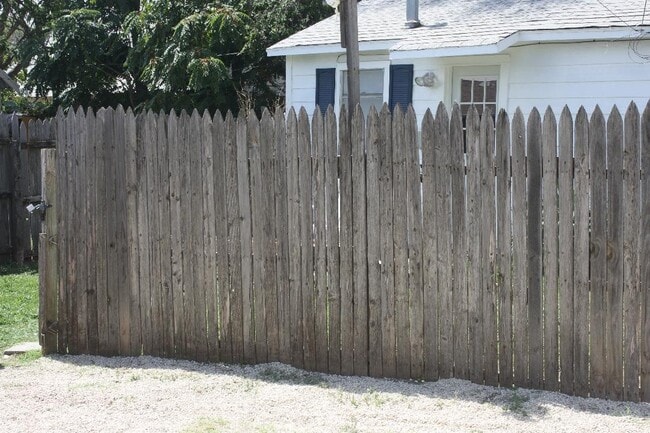 Building Photo - 2118 26th St