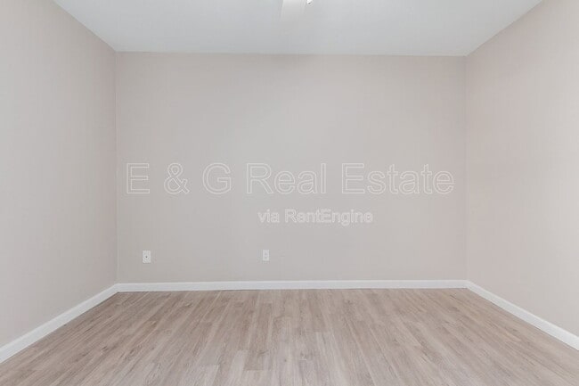 Building Photo - 4530 E Camino Cir