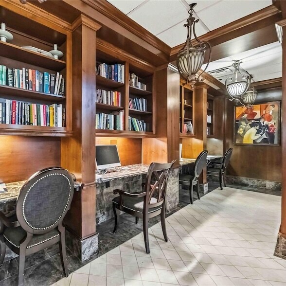 Building Photo - 3525 Sage Rd