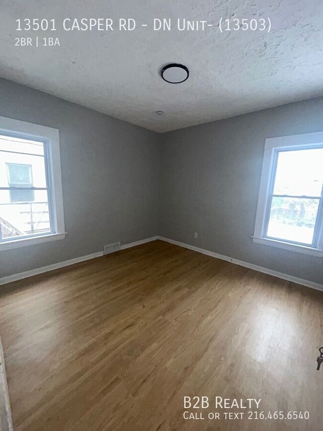 Building Photo - Spacious Two-Bedroom Unit in a Charming Mu...