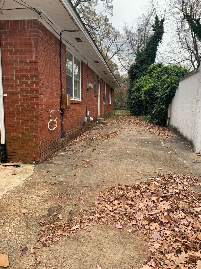 Building Photo - Cozy 2 Bedroom Apartment with 800 sqft in Jonesboro, AR - A Must-See Rental Property!