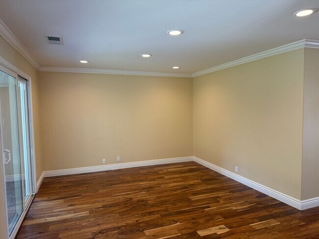 Building Photo - Remodeled Willow Glen Home
