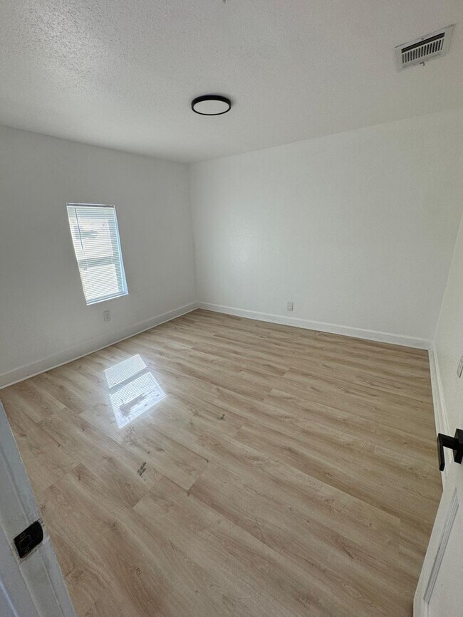 Building Photo - Gorgeous all renovated Home in Houston, TX!.