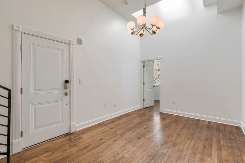 Building Photo - 1758 Park Ave