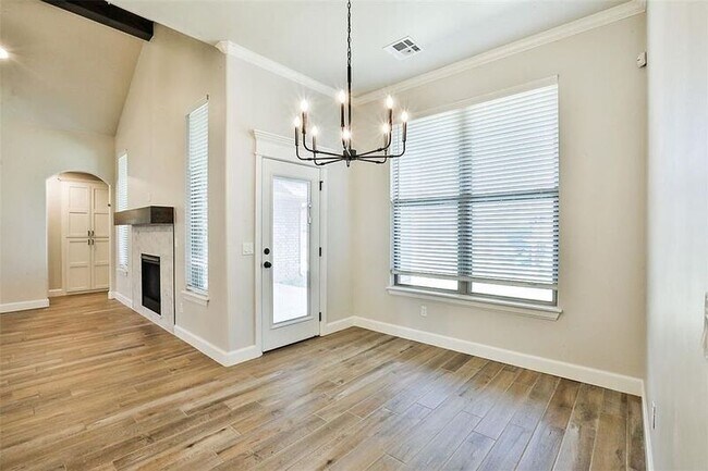 Building Photo - 9301 SW 44th Terrace