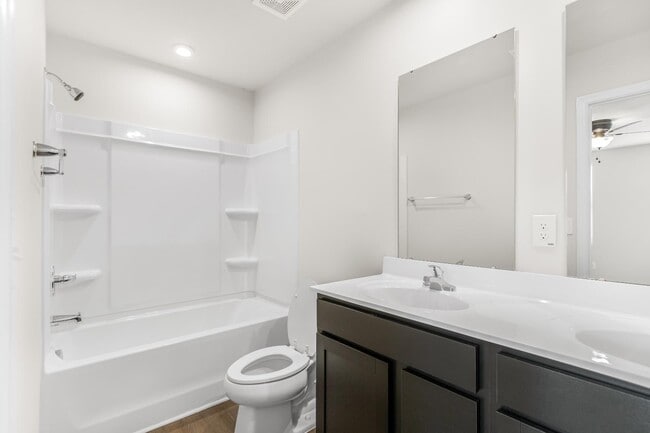 Building Photo - 228 Nepeta Dr