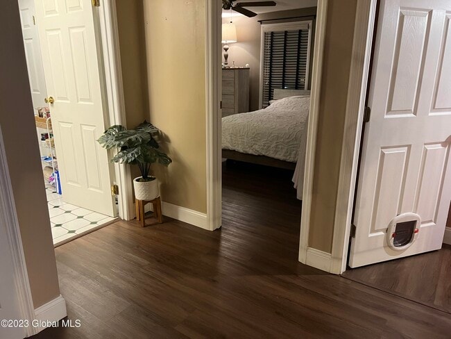 Building Photo - 93 Thimbleberry Rd