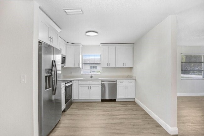 Building Photo - 3166 Downing St