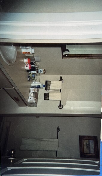 Building Photo - 23 Randolph Pl