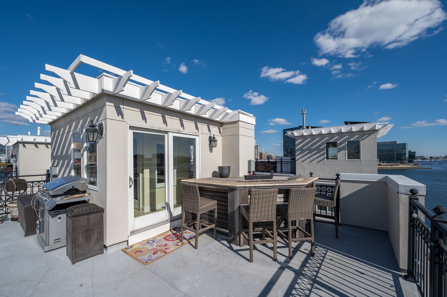 Building Photo - 621 Ponte Villas N