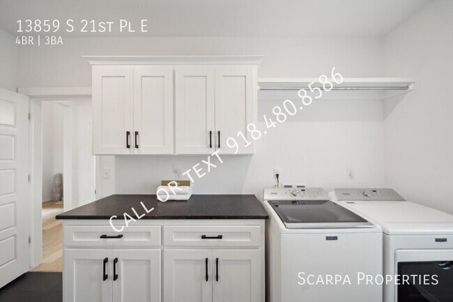 Building Photo - 13859 S 21st Pl E