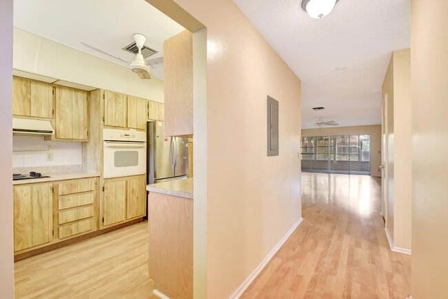 Building Photo - 5730 Fernley Dr E