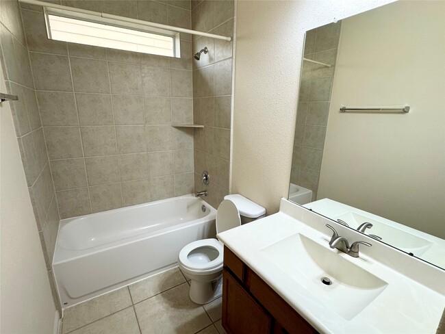 Building Photo - 26722 Mandrake Falls Ct