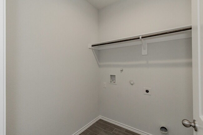 Building Photo - "Beautiful 3-Bedroom 2-Bath Oasis in Forney, TX: Spacious Living!"