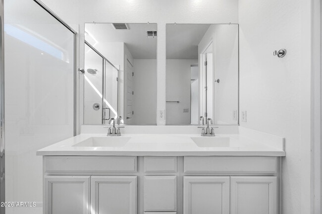 Building Photo - 1627 W Estes Way