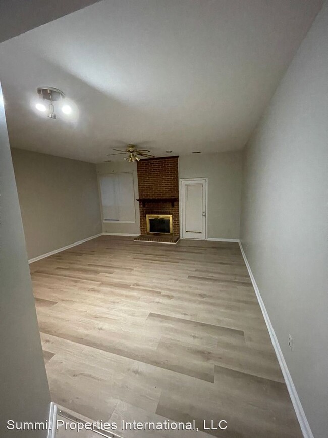 Building Photo - 2 br, 2.5 bath House - 2816 Iron Gate Lane