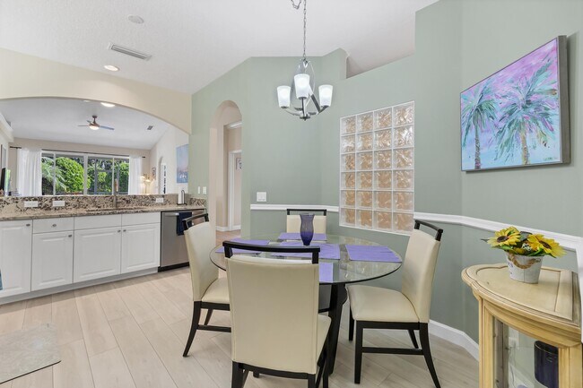 Building Photo - 796 Tartan Dr