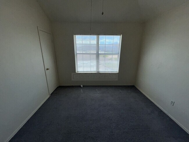 Building Photo - 4005 Doraine Ct