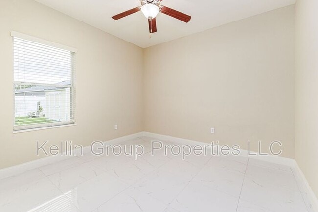Building Photo - 2611 Highlands Creek Way