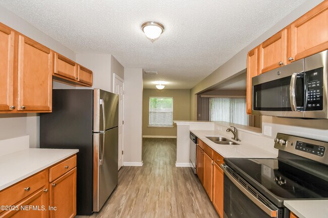 Building Photo - 11191 Lauren Oak Ln