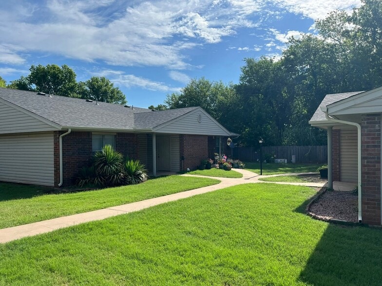 Primary Photo - Stillwater Melrose A 62+ Community