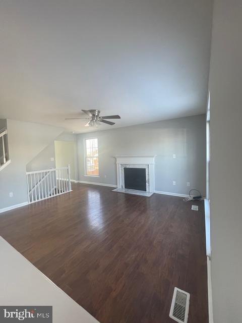 Building Photo - 25 Sir Thomas Ln