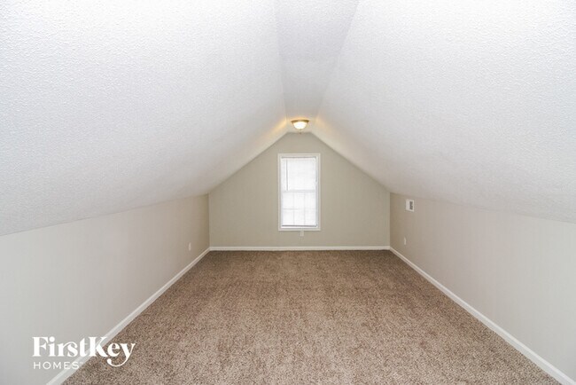Building Photo - 7794 Deer Run Cove