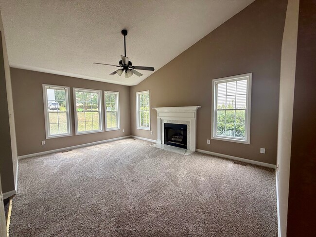 Building Photo - 903 Delham Rd
