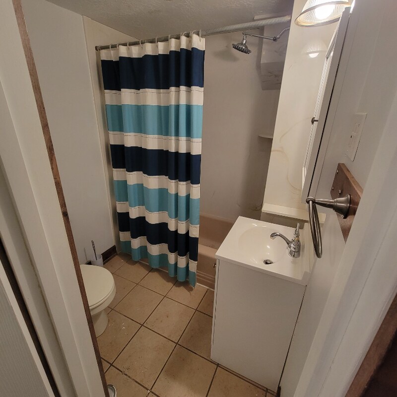 Building Photo - 2654 Tyler Ave