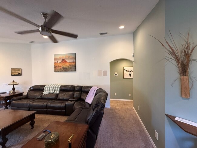 Building Photo - 12245 Deertrack Loop