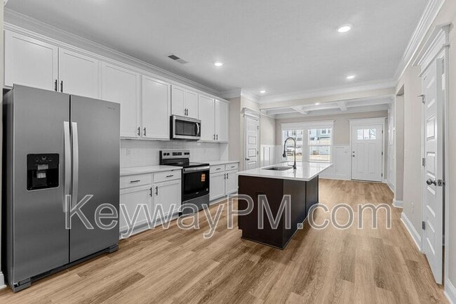 Building Photo - 2051 Denmark Ave SE