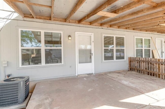 Building Photo - 9611 Bear Paw Trail