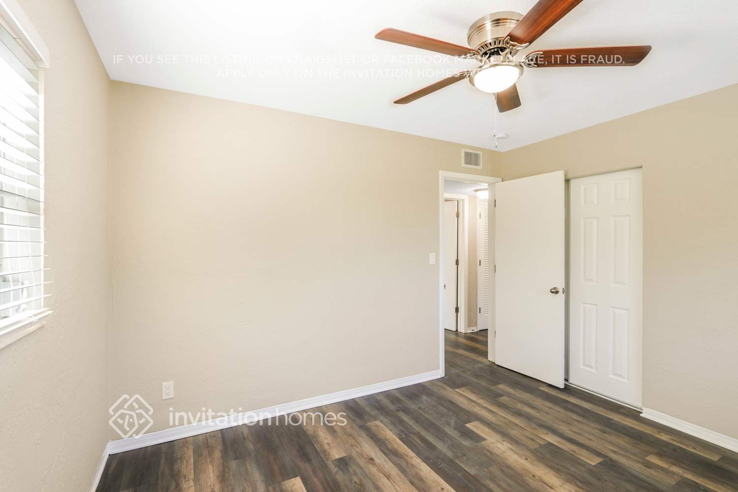 Building Photo - 3944 Porpoise Dr SE