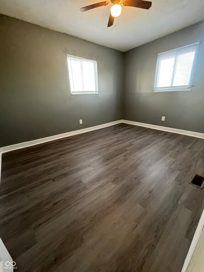 Building Photo - 4622 E 30th St