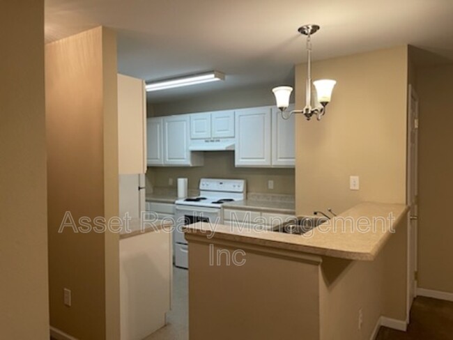 Building Photo - 8122 Elderberry Dr NW