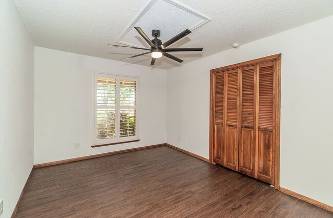 Building Photo - Stunning Woodward Park, Northeast Fresno, ...